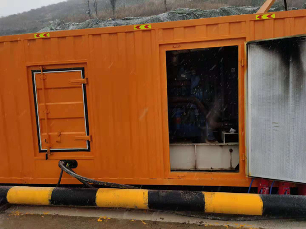 秀峰出租发电机-船用柴油发电机的工作原理是怎么样的？