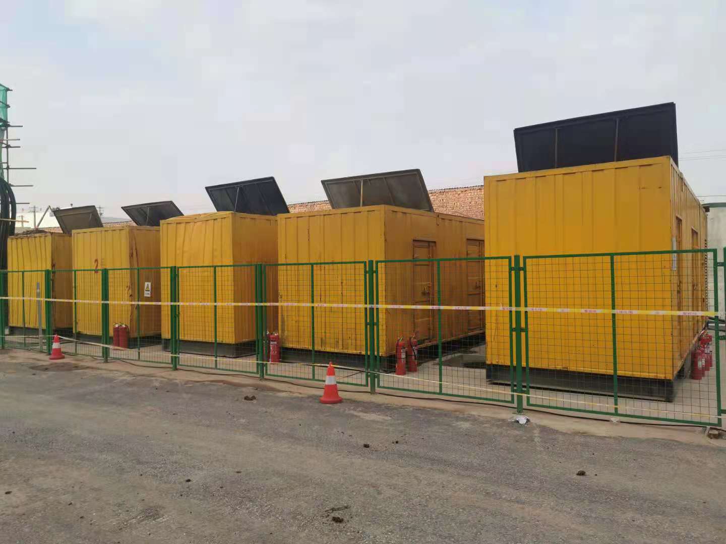 秀峰发电机出租-柴油发电机组的额定参数有哪几个？