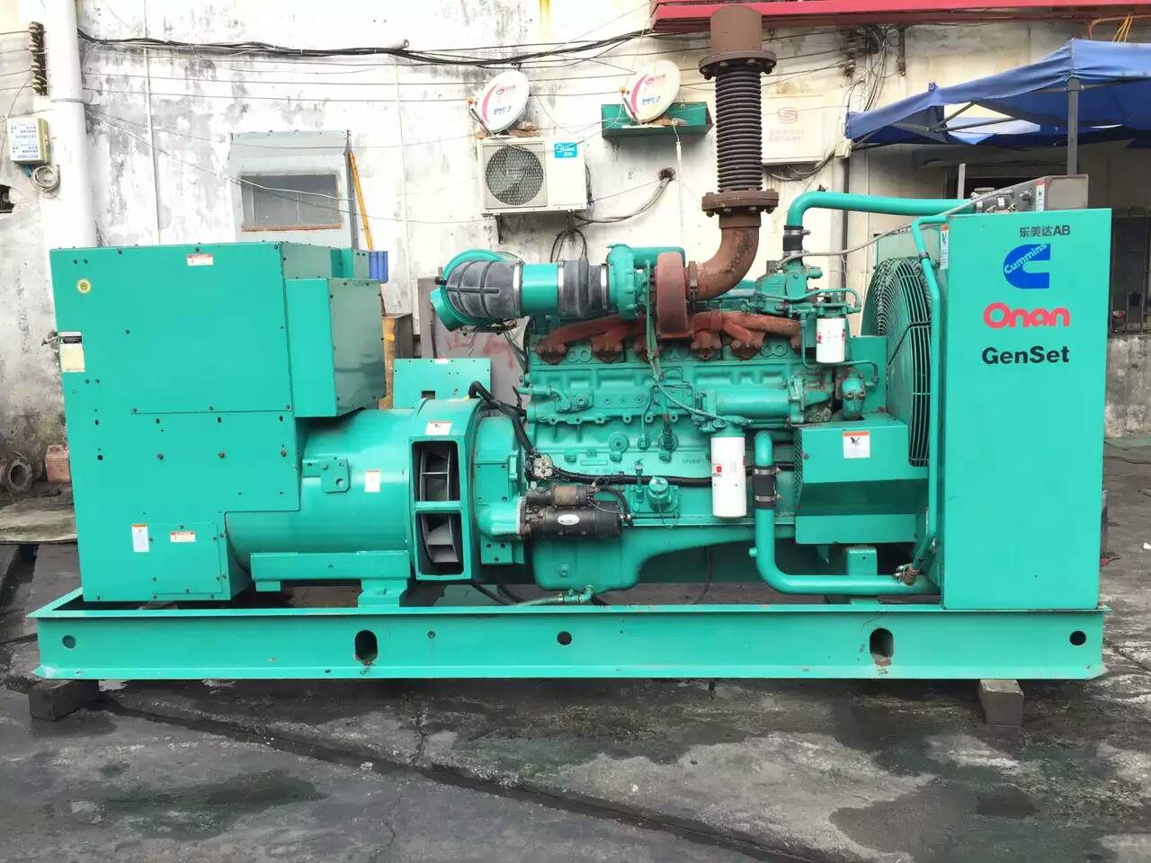 秀峰租赁发电机-柴油发电机不正常冒烟的原因