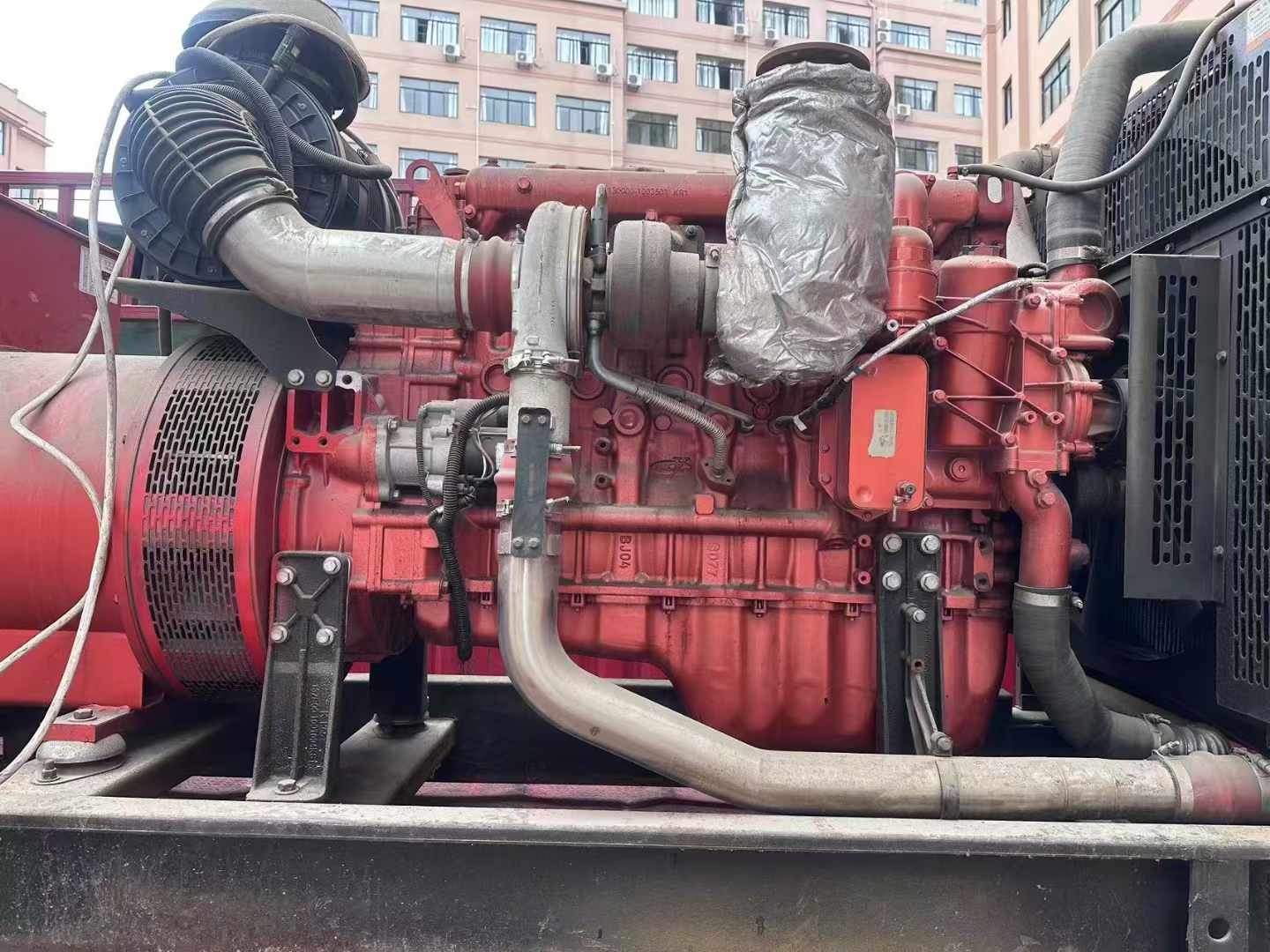 秀峰如何选择适合 600kW 柴油发电机组的过载保护器？