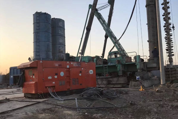 秀峰如何检查发电机组燃油系统的密封性？