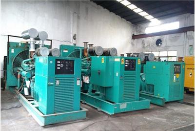 秀峰如何判断汽油发电机组电瓶的使用寿命？